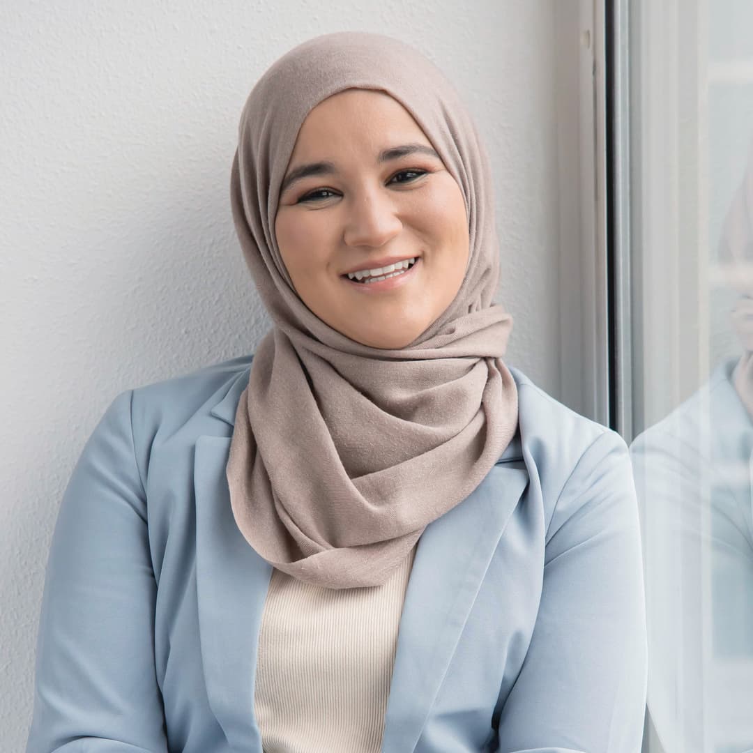 Houda Loukili Header Image